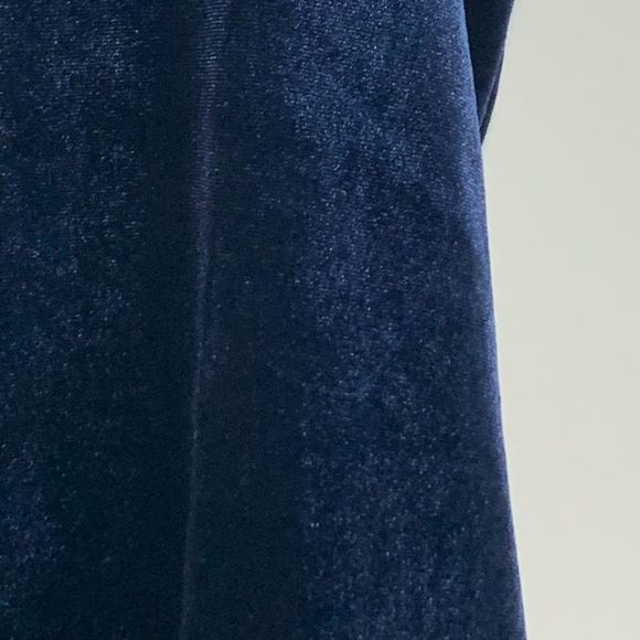 Rose+Olive Velvet Spaghetti Strap Top Deep Blue Pleated Detail Size Small - Picture 8 of 11